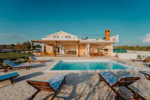 Villa Iva. Stunning house with heated pool! - Image 2