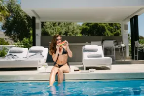 M Mansion - Image 5