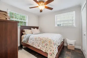 Birchwood Cottage| Hot Tub+Walk to Beach - Image 5