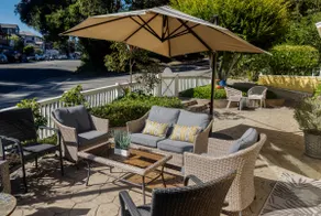 Coastal Architectural Gem in Capitola - Image 5