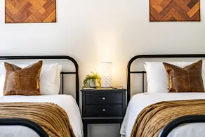 The LODGE | Luxury Retreat | East Jindabyne - Image 4