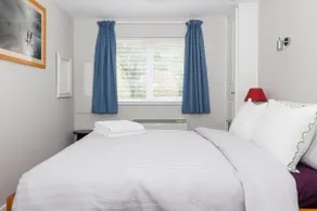 Bungalow, Pool & Hot Tub, near Wittering Beaches - Image 5