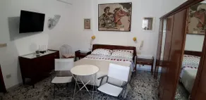 Casa Relax in the historic center with parking space - Image 4