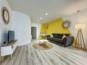 T2 Garage • Downtown Millau • Wi-Fi - Image 3