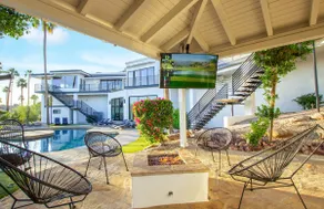 Manor on Valle Vista - Image 4