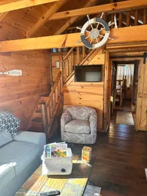 The Cozy Cabin near Geneva on the Lake and Wineries! - Image 4