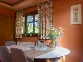 Forestside Holiday Home near Swimming Lake - Image 3