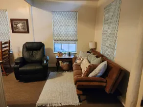 Jeff's Country Cottage - Image 2