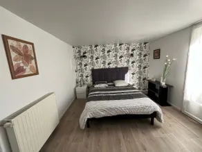 Garden level apartment outside built-up area - Image 2