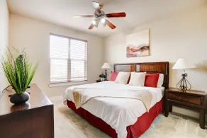 Addison Circle Park Furnished Apartments - Image 2