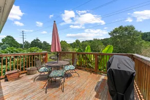 Cozy 2BR Near Furman & Downtown, Fenced Yard - Image 5