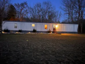Float and stay at a Private Hippie Haven! - Image 5