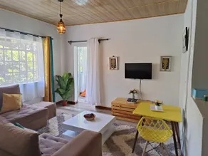 Mugo house:Lovely 1-bedroom with Ample parking. - Image 2