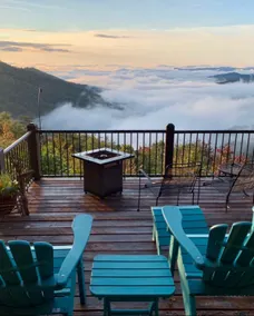 The Sun Lodge-Cozy, Secluded & Breathtaking Views - Image 3