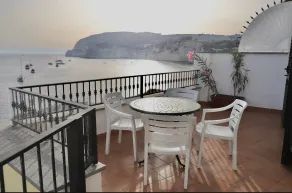 Casa Maadry B. Charming house in Sant’Angelo - Image 2