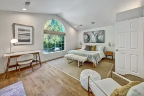 Lux, Sunny Retreat w/ XL Hot Tub by Redwoods - Image 4