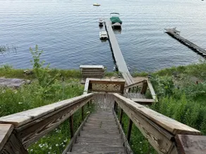 Rose Lake Shores Cottage - Image 3
