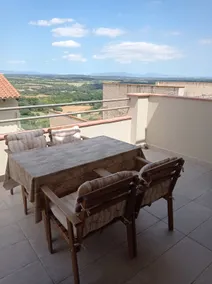 Cozy apartment in Lladó - Image 2