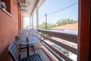 Spacious Studio • Family Friendly • Near Beach - Image 5