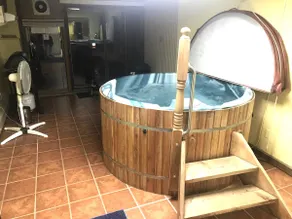 Lovely 2 bedroom apartment with 4 person hot tub! - Image 5