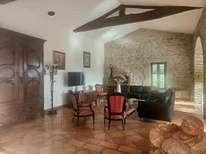 Beautiful villa with pool. - Image 4