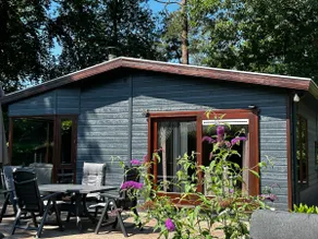 Double chalet with large free garden in Beekbergen - Image 5