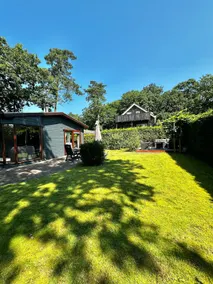 Double chalet with large free garden in Beekbergen - Image 2