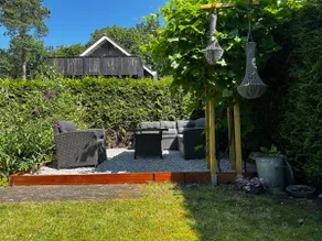 Double chalet with large free garden in Beekbergen - Image 3