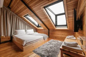NOCK | Private Cabin with a Breathtaking Bay View - Image 3