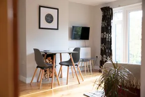 Stylish one bed apartment in the Stroud Valleys - Image 3