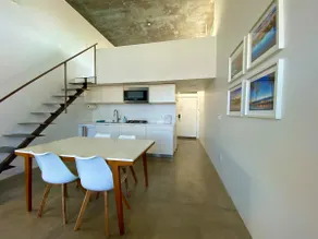 Modern Penthouse -Walk to Everything in Hillcrest - Image 3