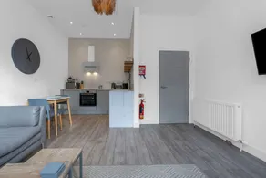 The Kepties, 5 x 1 bedroom Luxurious Serviced Apartments - Image 2