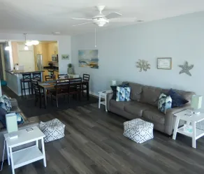 2BD/2BR Beachfront Condo Near Wildlife Refuge - Image 2