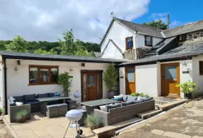 Cosy Dartmoor cottage, valley views, dogs welcome - Image 2