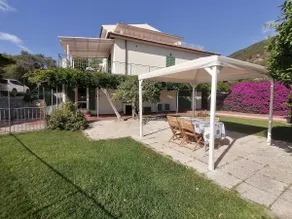 Appartamento Il Mirto mit mediterranem Garten und Meerblick - Image 2