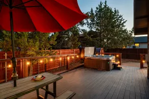 Famous Getaway - Sauna, Hot tub, Game room, BBQ + - Image 5