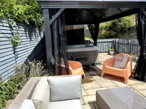 Portaferry Waterfront Townhouse with Hot Tub - Image 3