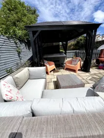 Portaferry Waterfront Townhouse with Hot Tub - Image 4