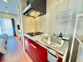 15 min to Junglia Okinawa ｜Kitchen｜Twin Room - Image 3