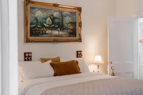 Romantic Heritage Escape, Fireplace, Cosy, Private - Image 5