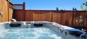 Hot Tub, King Bed & EV Charger - Image 2