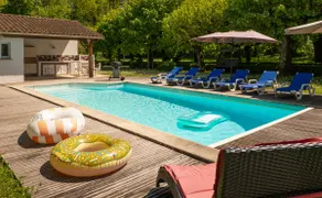 Independent cottage with heated pool - Image 3