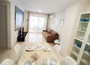 Modern and renovated beach apartment - Image 2