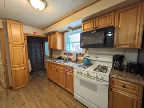 Anchors Away Cottage with Hot tub! - Image 2