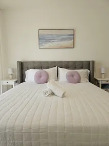 Comfortable Studio suites in downtown Doral. - Image 2