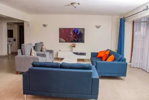 LEO'Z SUITES - Image 2