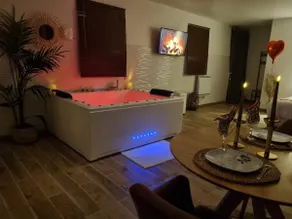 Luxury cocooning suite Private Spa 20 min Paris - Image 5