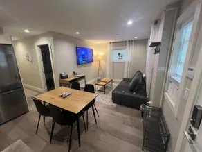 Modern Private 1 Bedroom Suite - Assigned Parking and Patio - Image 3