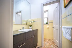 20 on Twynam B & B - Beautiful Accommodation - Image 3
