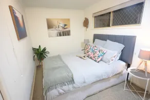 Hideaway House - Image 2